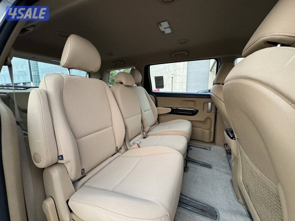 كيا كرنفال موديل 2019 وارد الوكاله بحاله ممتازه جدا9