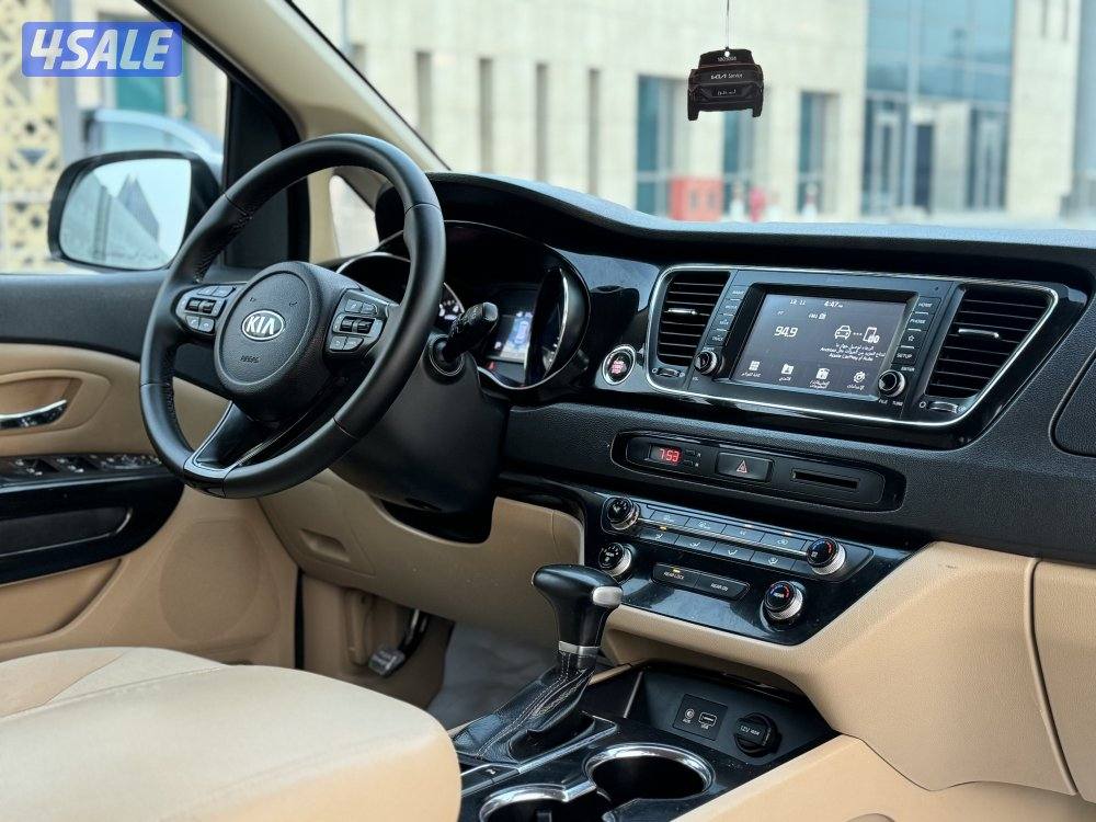 كيا كرنفال موديل 2019 وارد الوكاله بحاله ممتازه جدا13