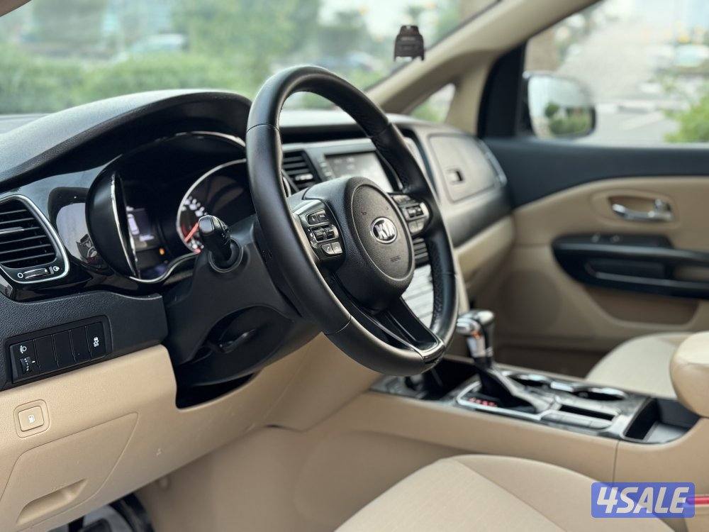 كيا كرنفال موديل 2019 وارد الوكاله بحاله ممتازه جدا14