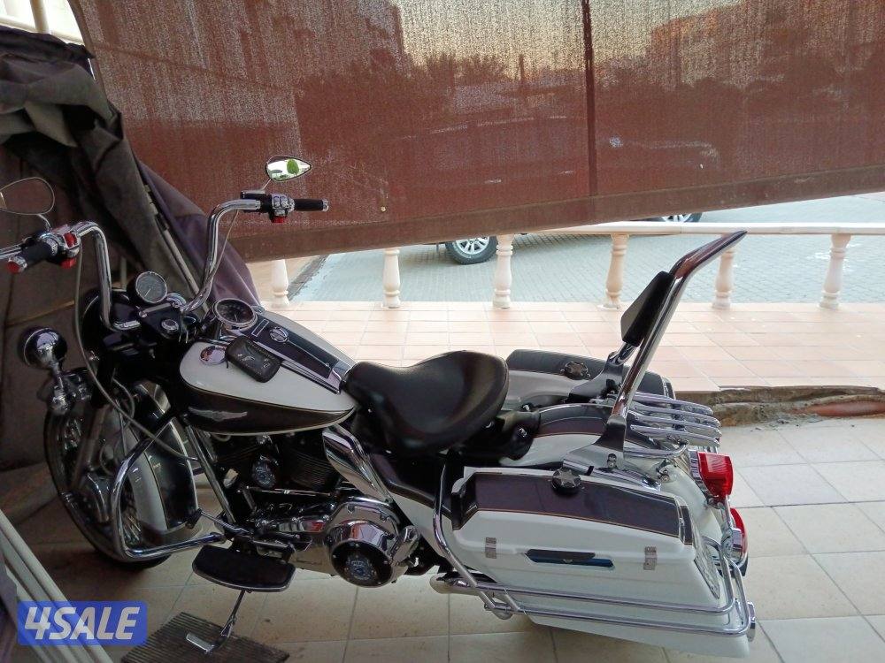 هارلي  ديفدسون رود كنق بوليس2