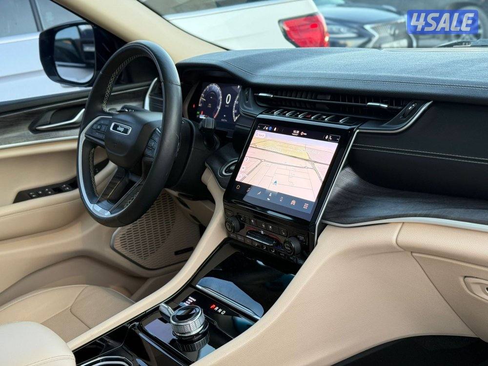 GRAND CHEROKE LIMITED 4*4 _2021صبغ الوكالة7