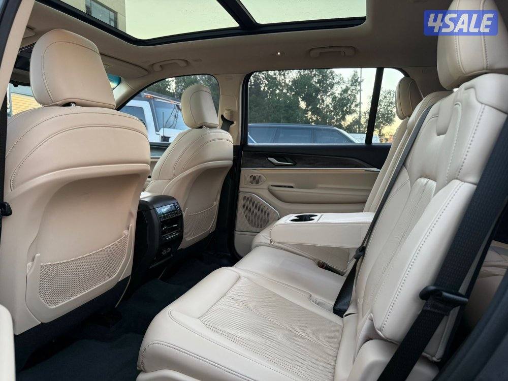 GRAND CHEROKE LIMITED 4*4 _2021صبغ الوكالة9