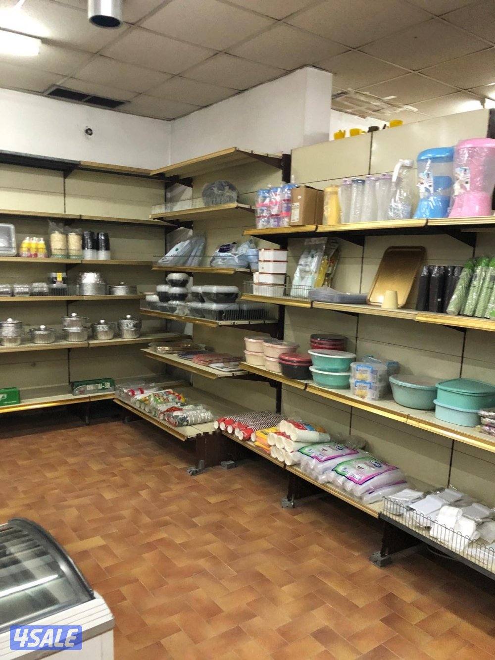 للبيع سوق مركزي متكامل في منتزه ترفيهي كبير جنوب البلاد1