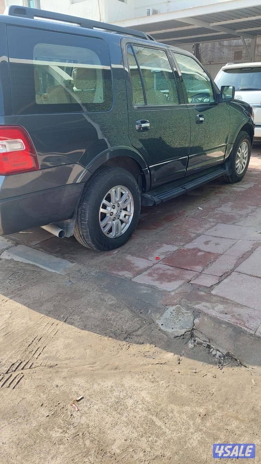 للبيع فورد اكسبيديشن مبدل جميع الاستهلاكيات الموتر جامد بالخط8