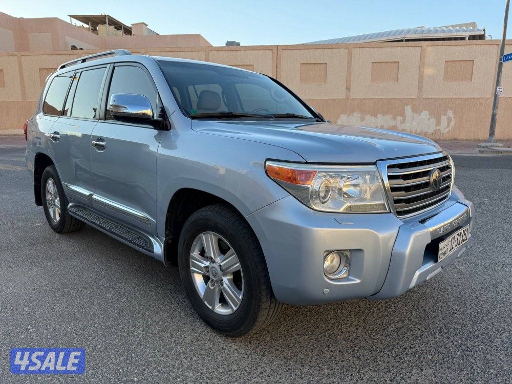 للبيع لاندكروزر 20131