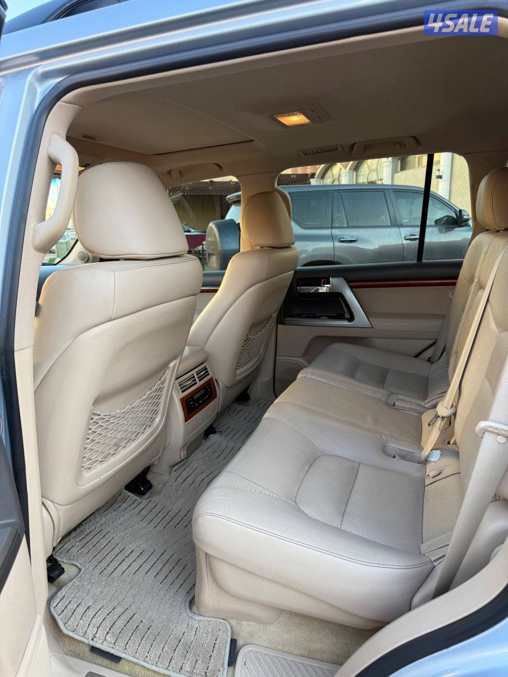 للبيع لاندكروزر 20136