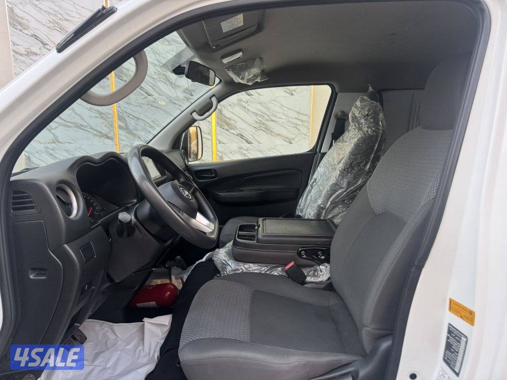 للبيع باص مقفل موديل 2024 بحالة الوكاله7