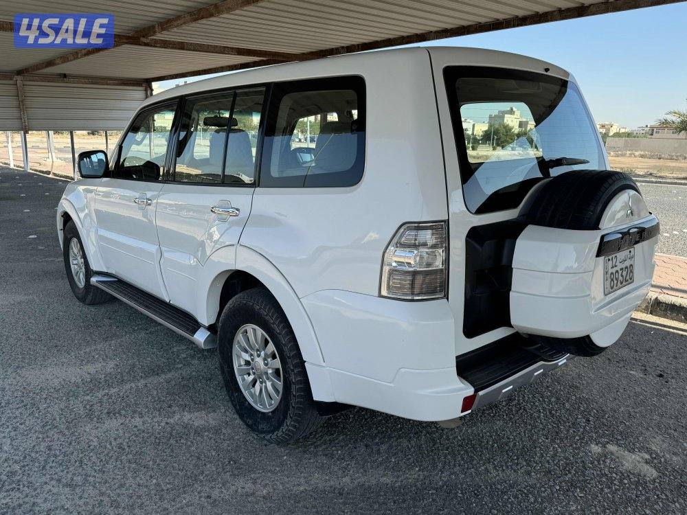 للبيع باجيرو4