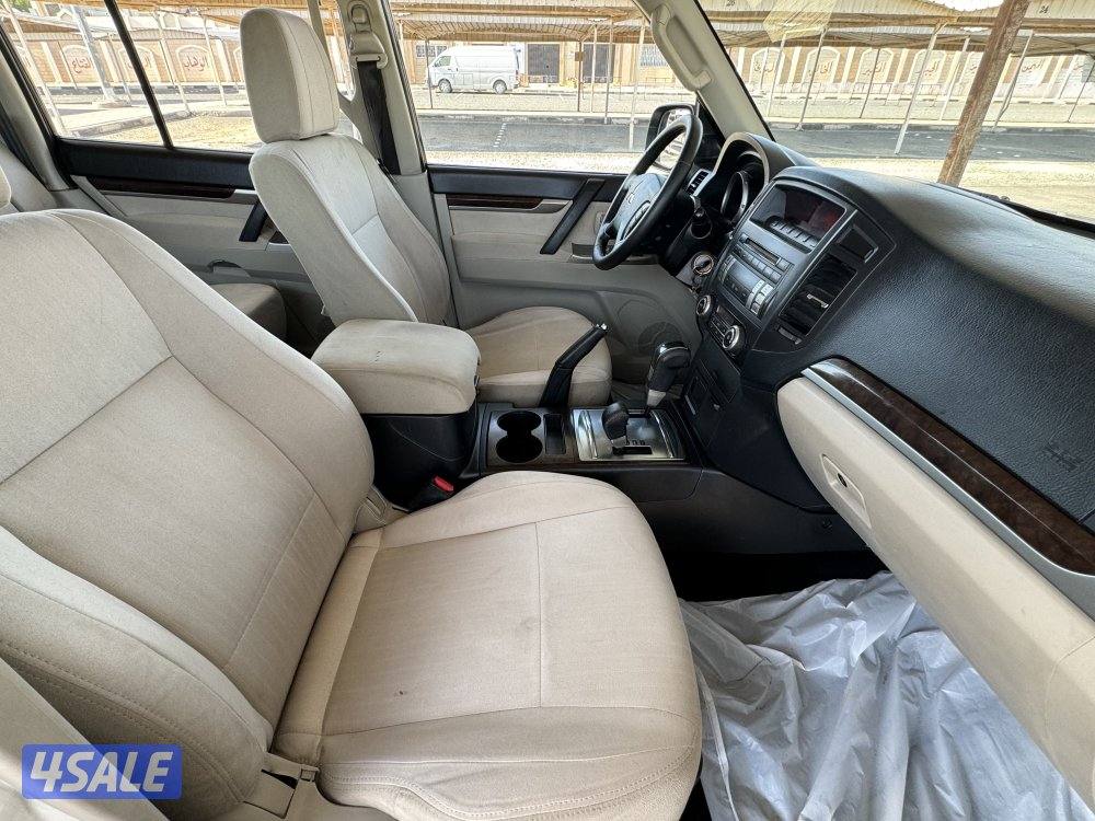 للبيع باجيرو6