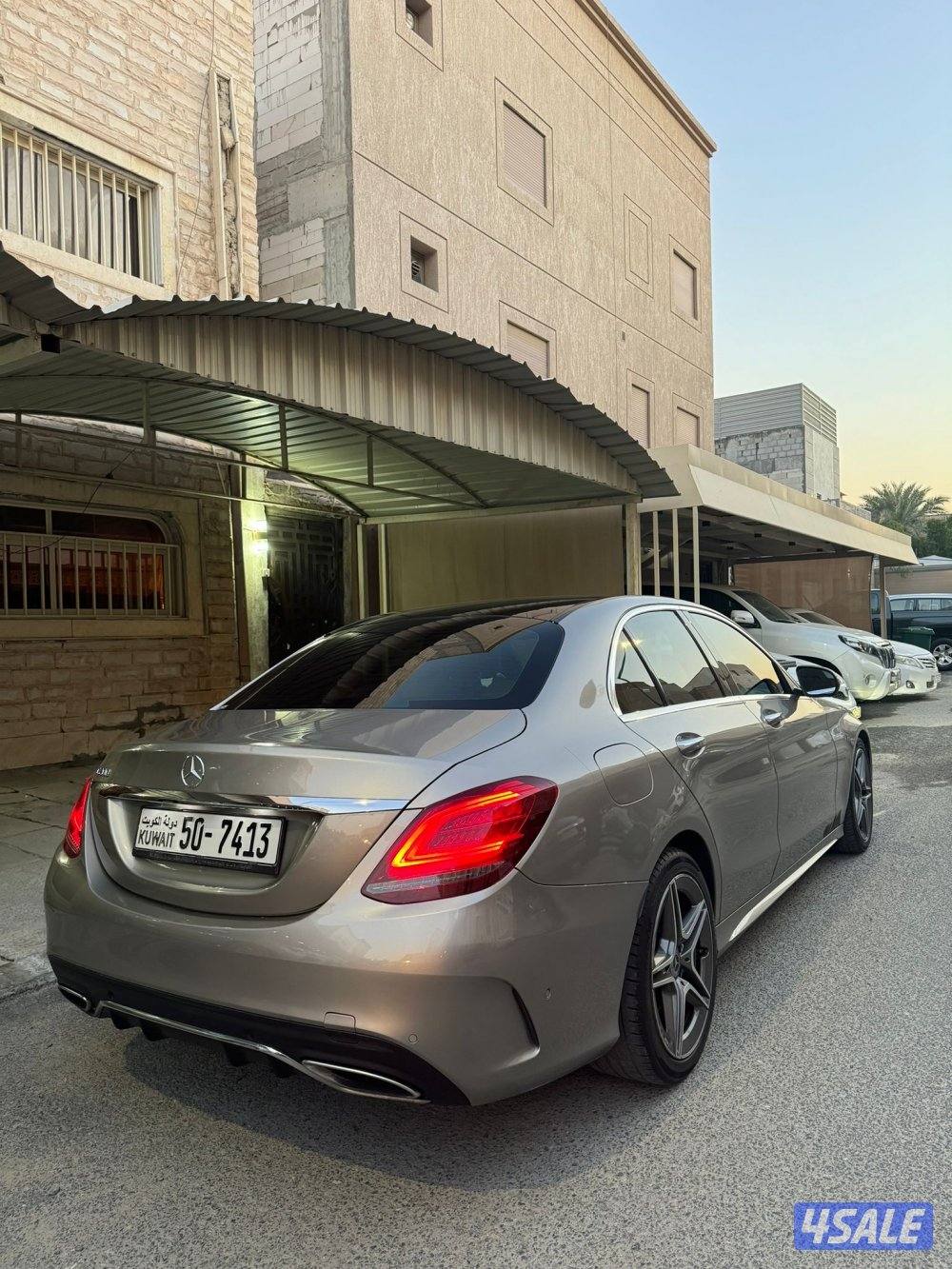 للبيع مرسيدس c200 كامل المواصفات2