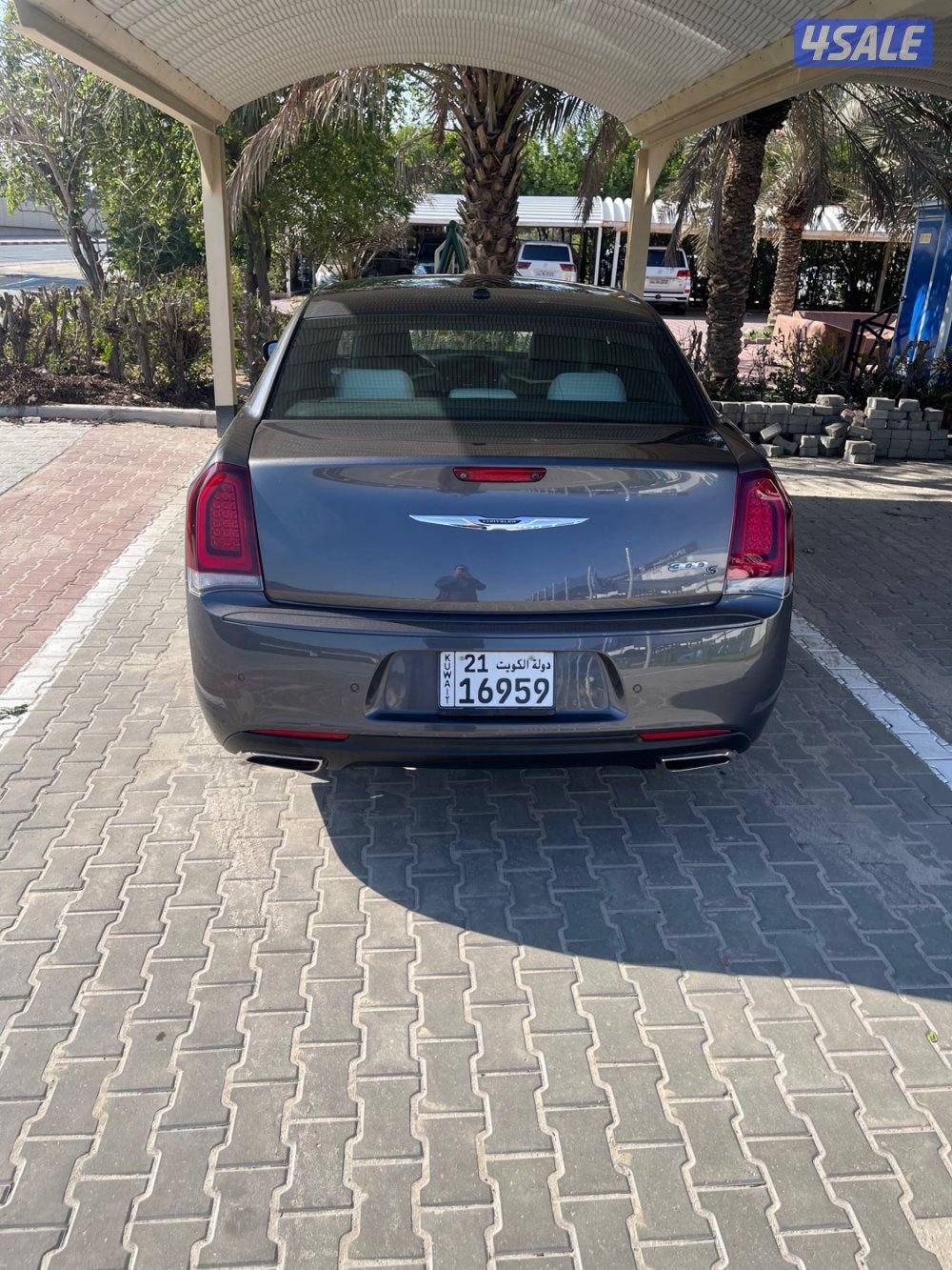 للبيع كرايزلر ٢٠٢١3