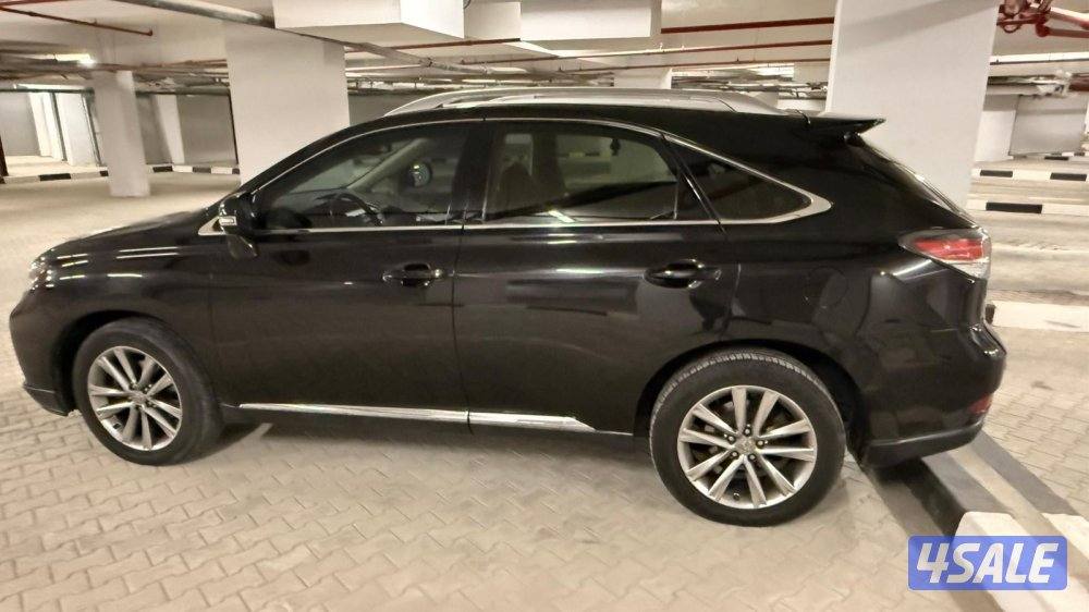 لكزس RX شرط الفحص5