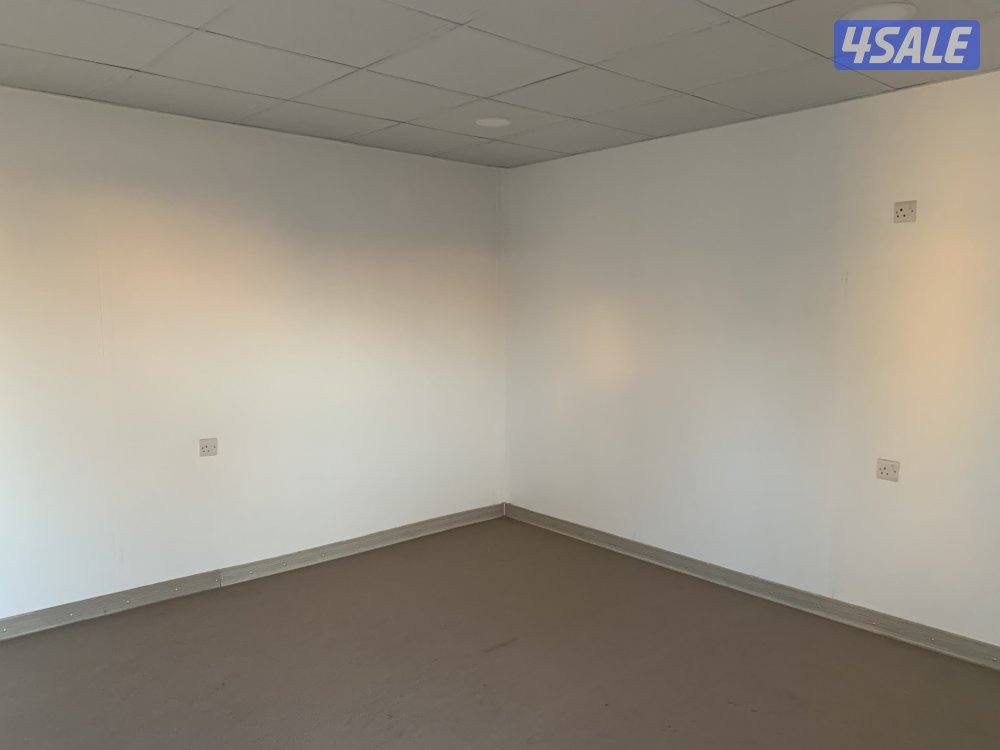 ‏للبيع شاليه مقاس ستة في أربعة غرفة مطبخ تحضيري دورة مياه2