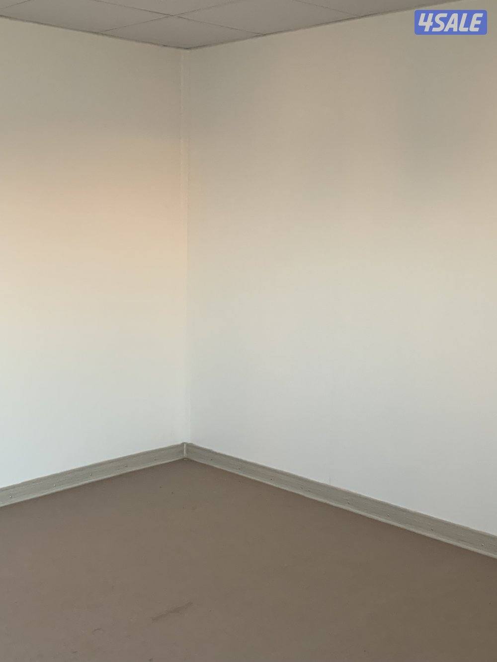 ‏للبيع شاليه مقاس ستة في أربعة غرفة مطبخ تحضيري دورة مياه3