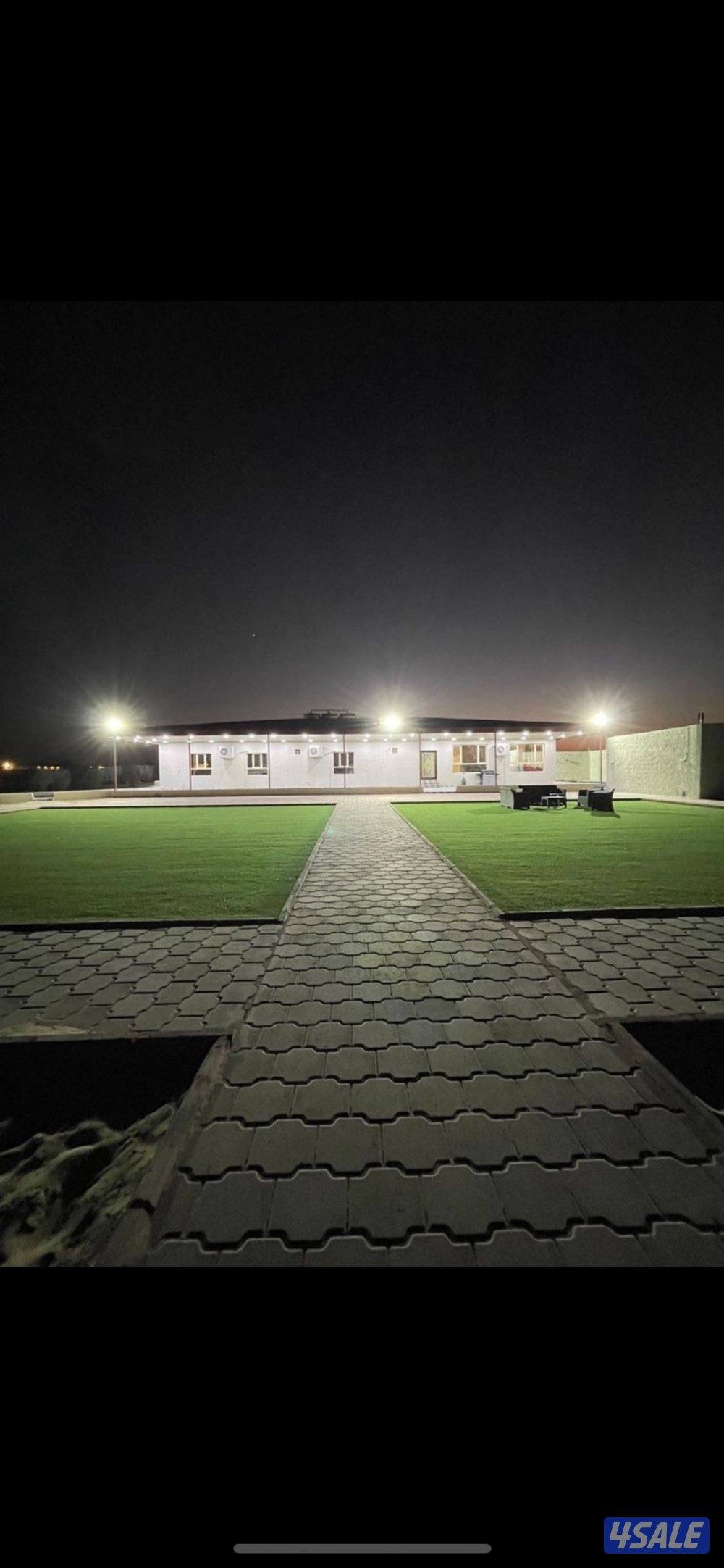 للبيع مزرعه قطعه ٢ مساحتها ٢٥ مقسمه ١٢،٥ ب ١٢،٥3