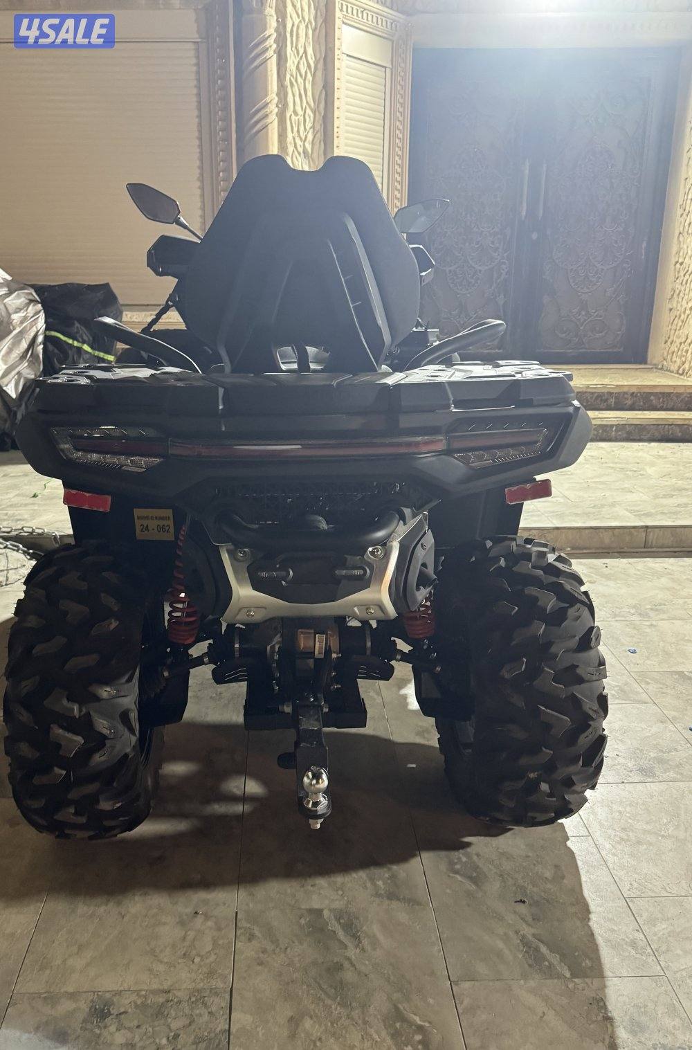 للبيع بقي cfmoto 1000cc0