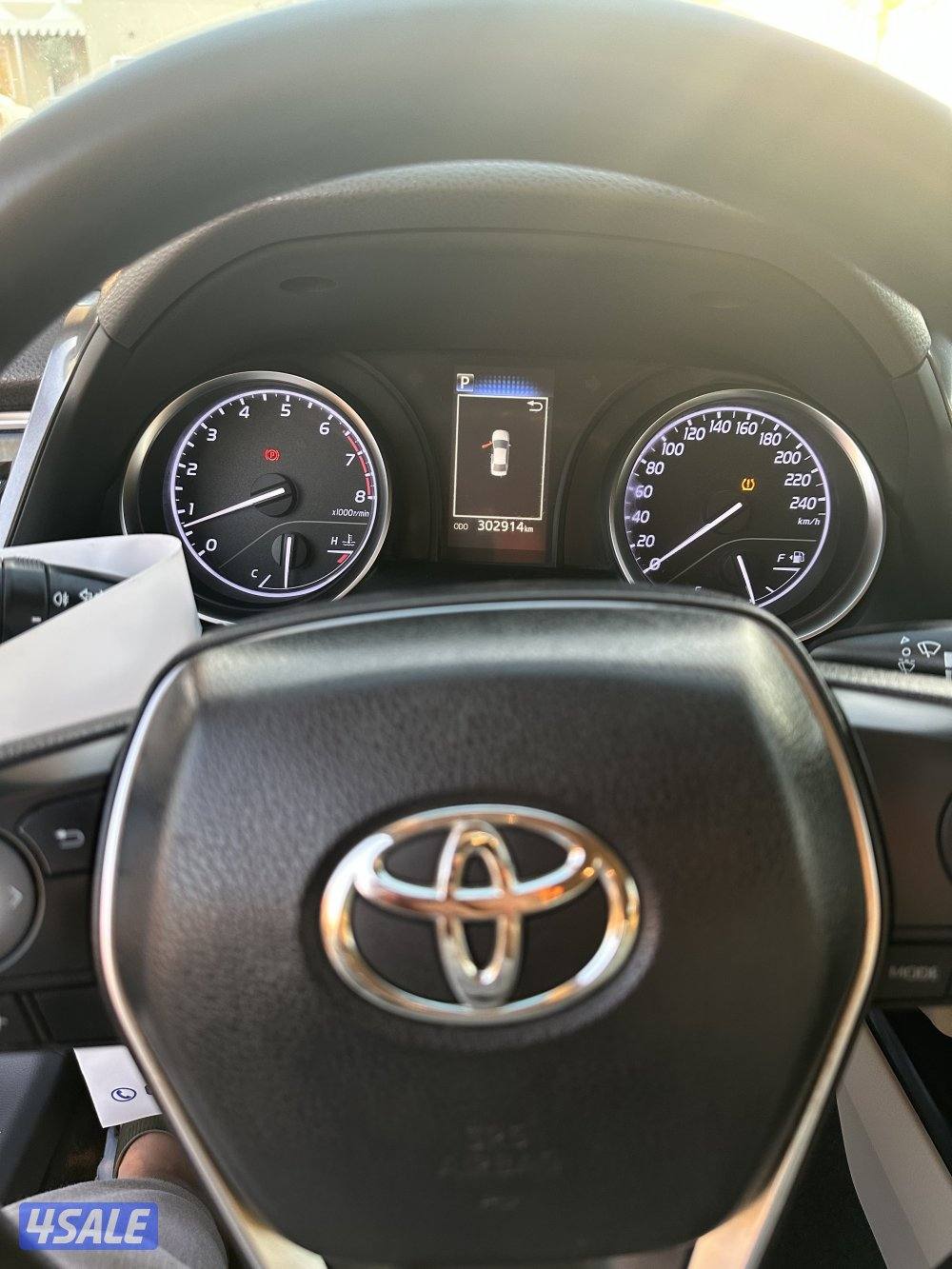 للبيع كامري موديل  20189