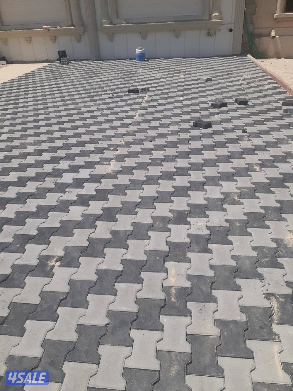 معلم بلاط متدخل وكربستون وصب مزييك أرضيات وجلي رخام توريد وتركيب اسعار3