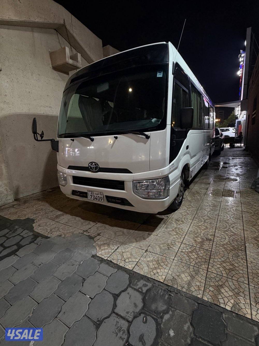 للبيع باص كوستر 20200