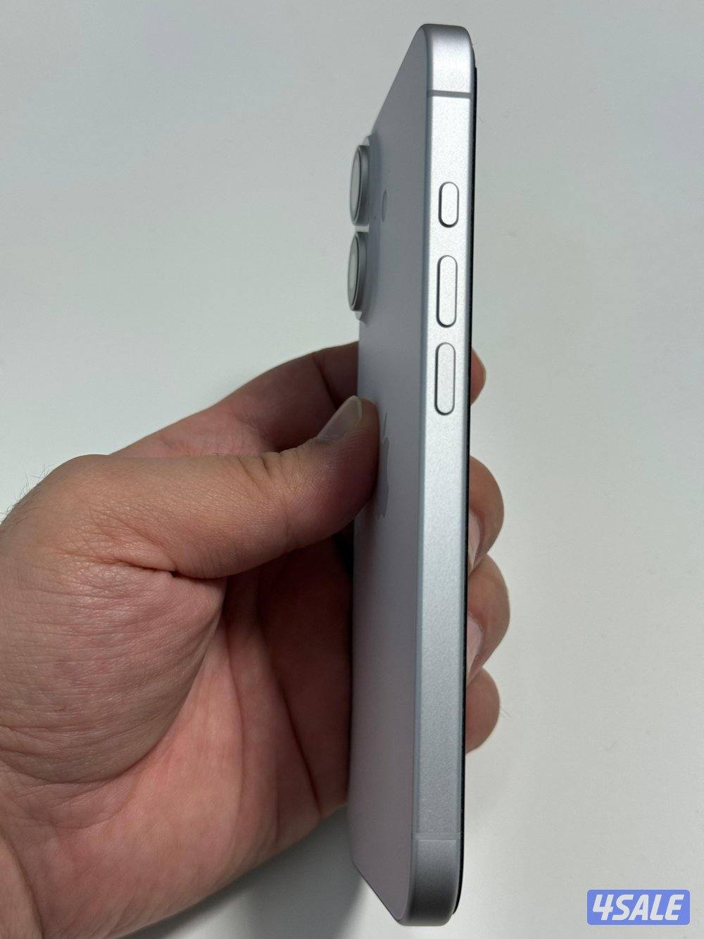 ايفون١٧ العادي ٥١٢قيقا4