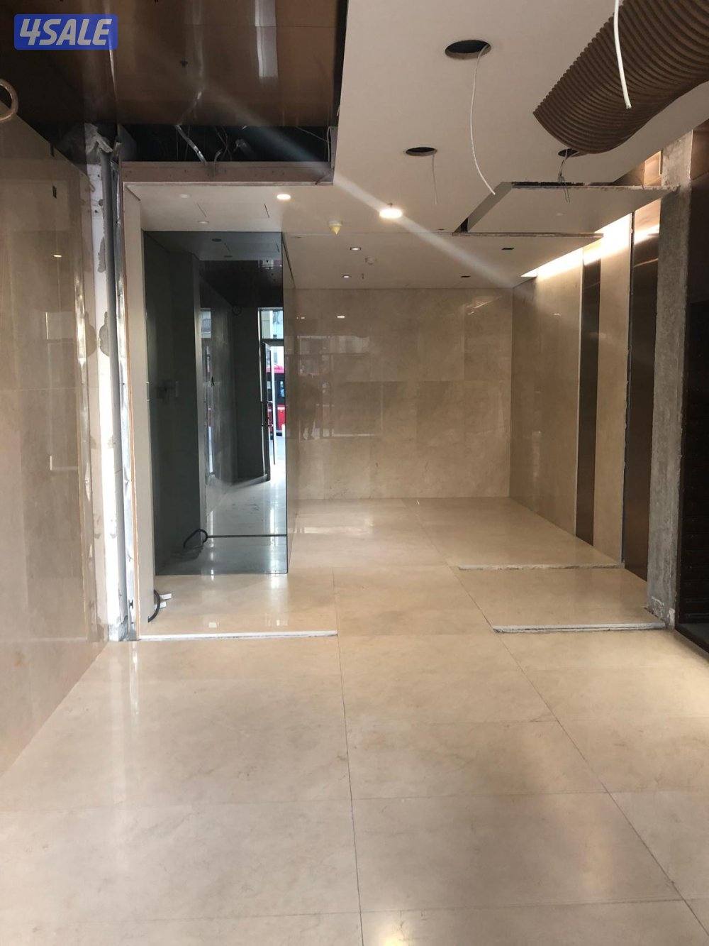 للايجار محلات مساحات مختلفة موقع مميز بالعاصمة تصلح لكافة الانشطة5