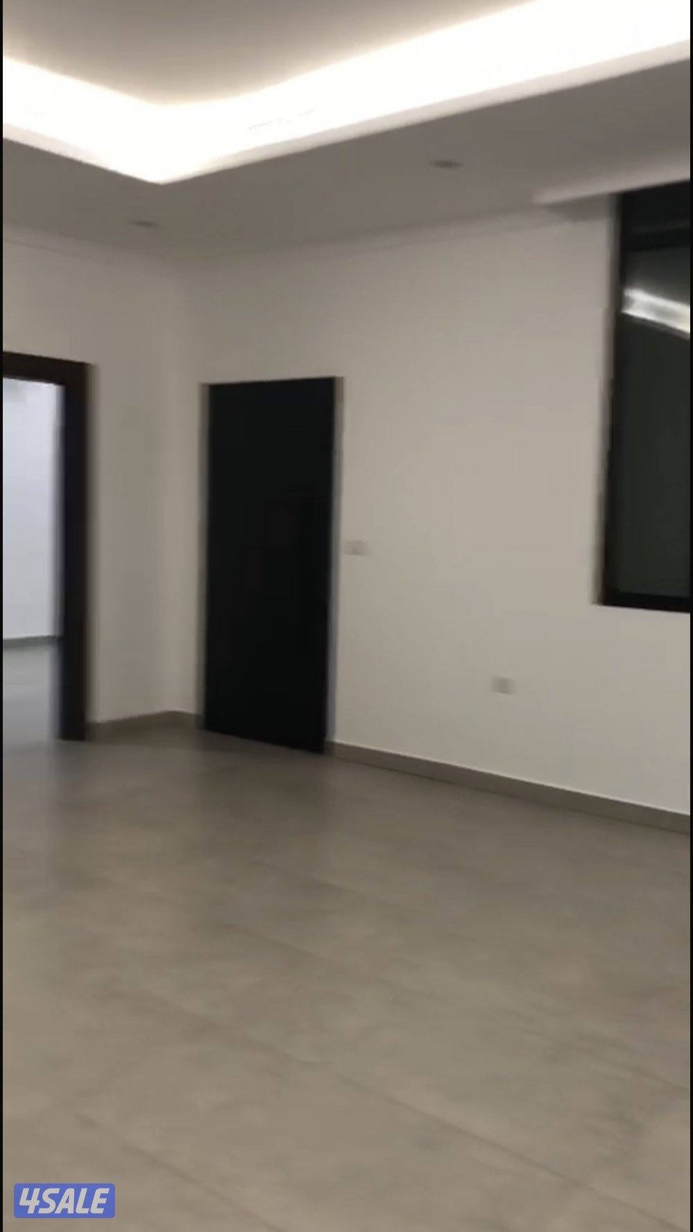 للايجار دور كامل بموقع مميز بالروضة10