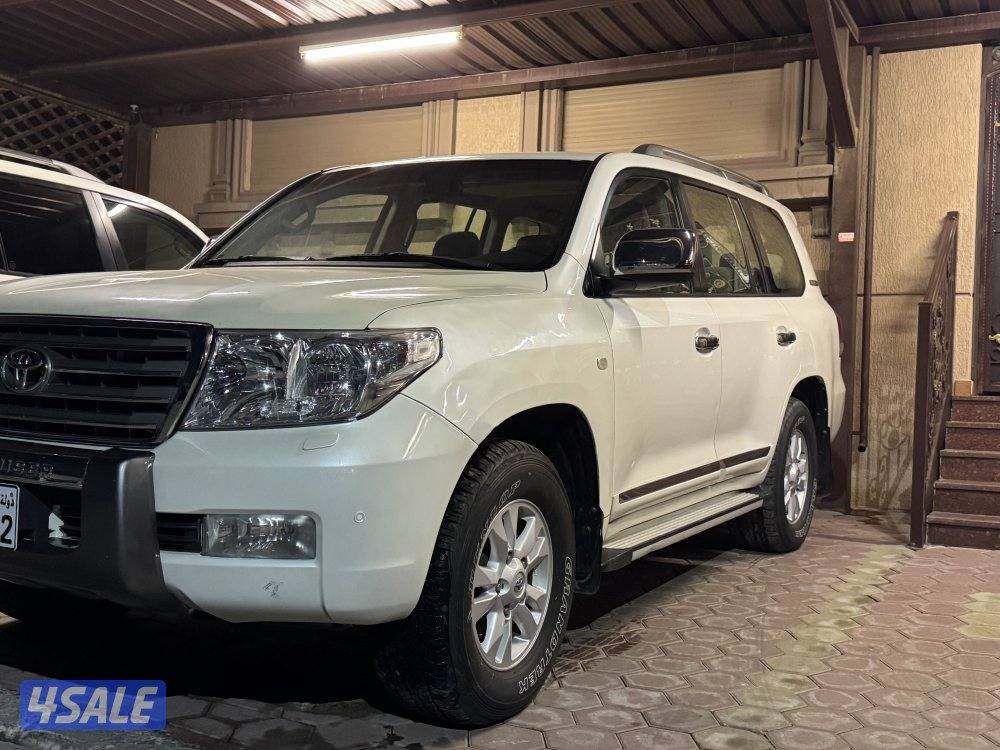 لاندكروزر 2011 GXR1