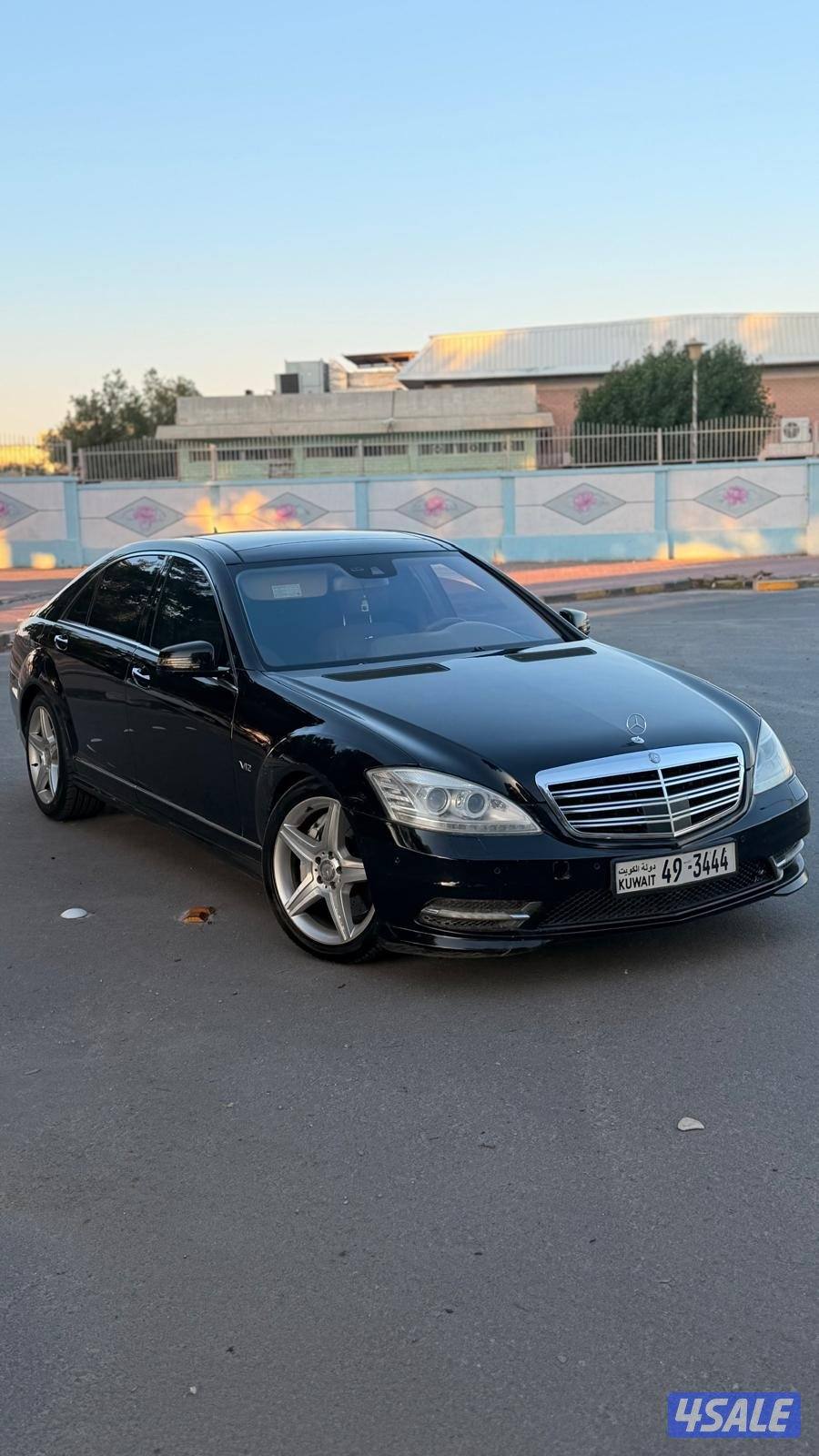 للبيع مرسيدس شرط الفحص ماشي 134ميل السياره شرط الفحص بانوراما اللون1