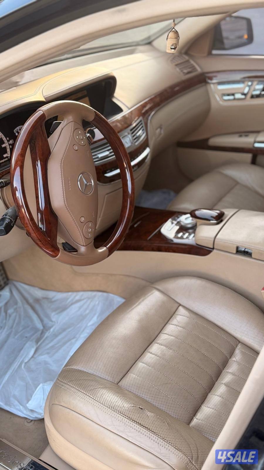 للبيع مرسيدس شرط الفحص ماشي 134ميل السياره شرط الفحص بانوراما اللون3