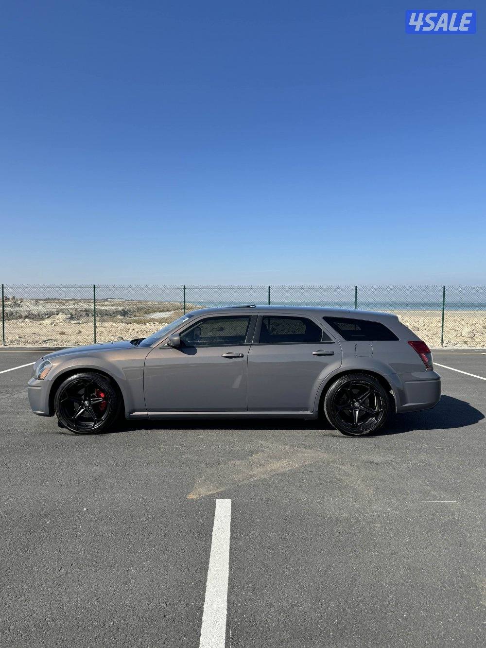 Dodge magnum 2005 rt2
