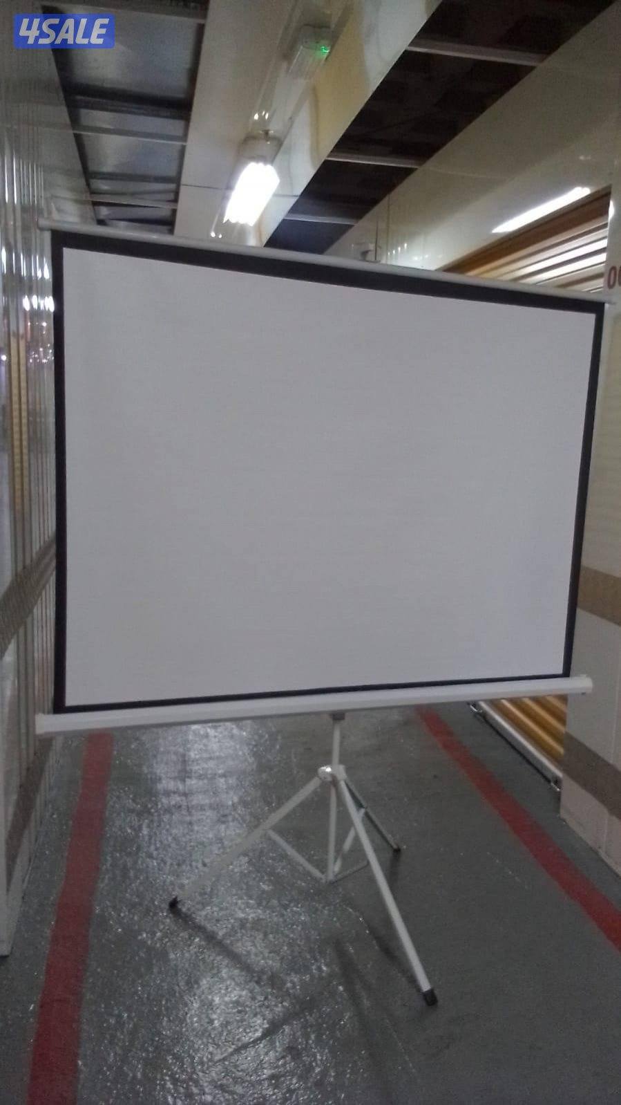 شاشات بروجكتر1