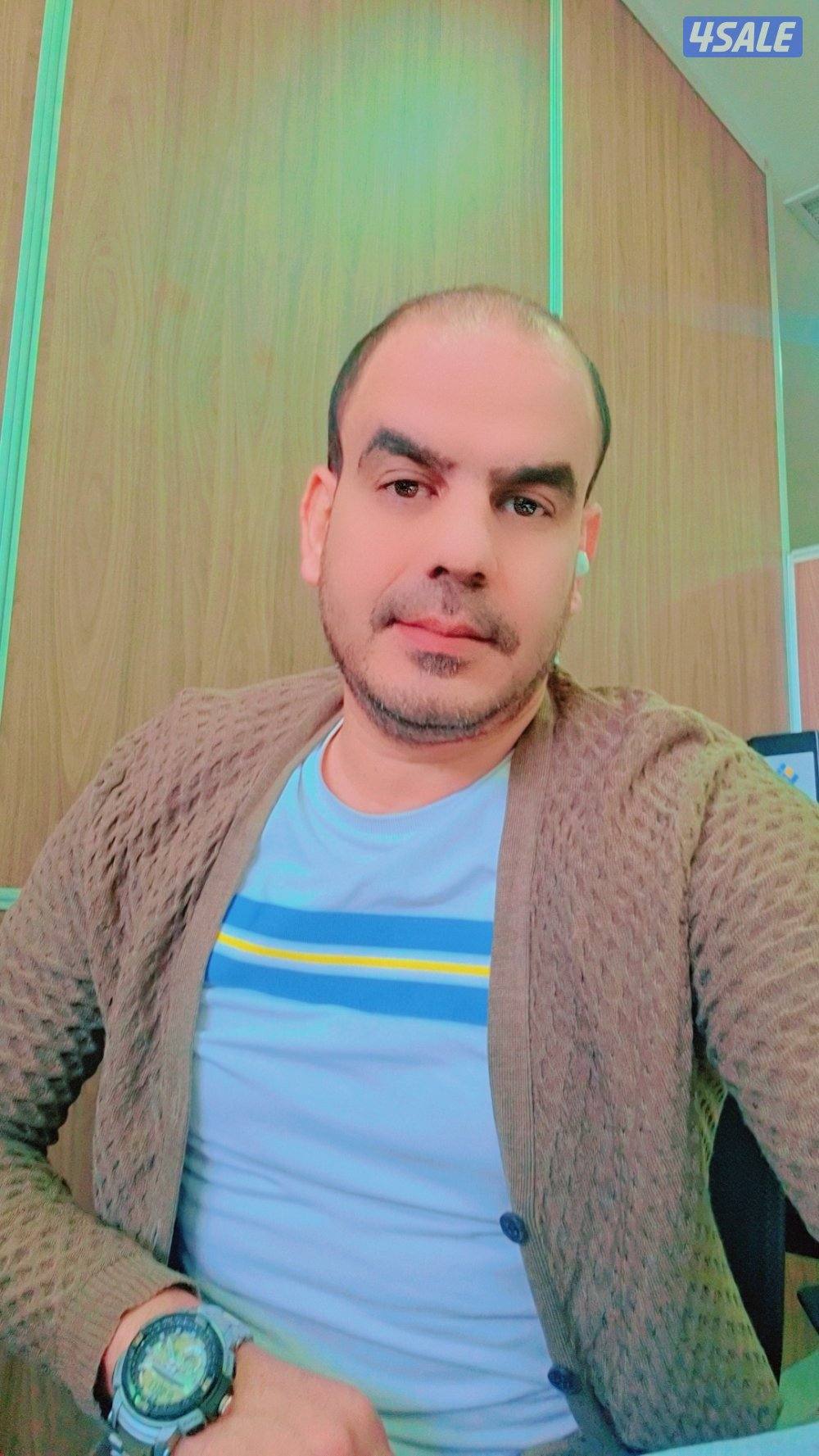 ابحث عن عمل من الساعه ٤ مساء (بكالريوس تجاره )0