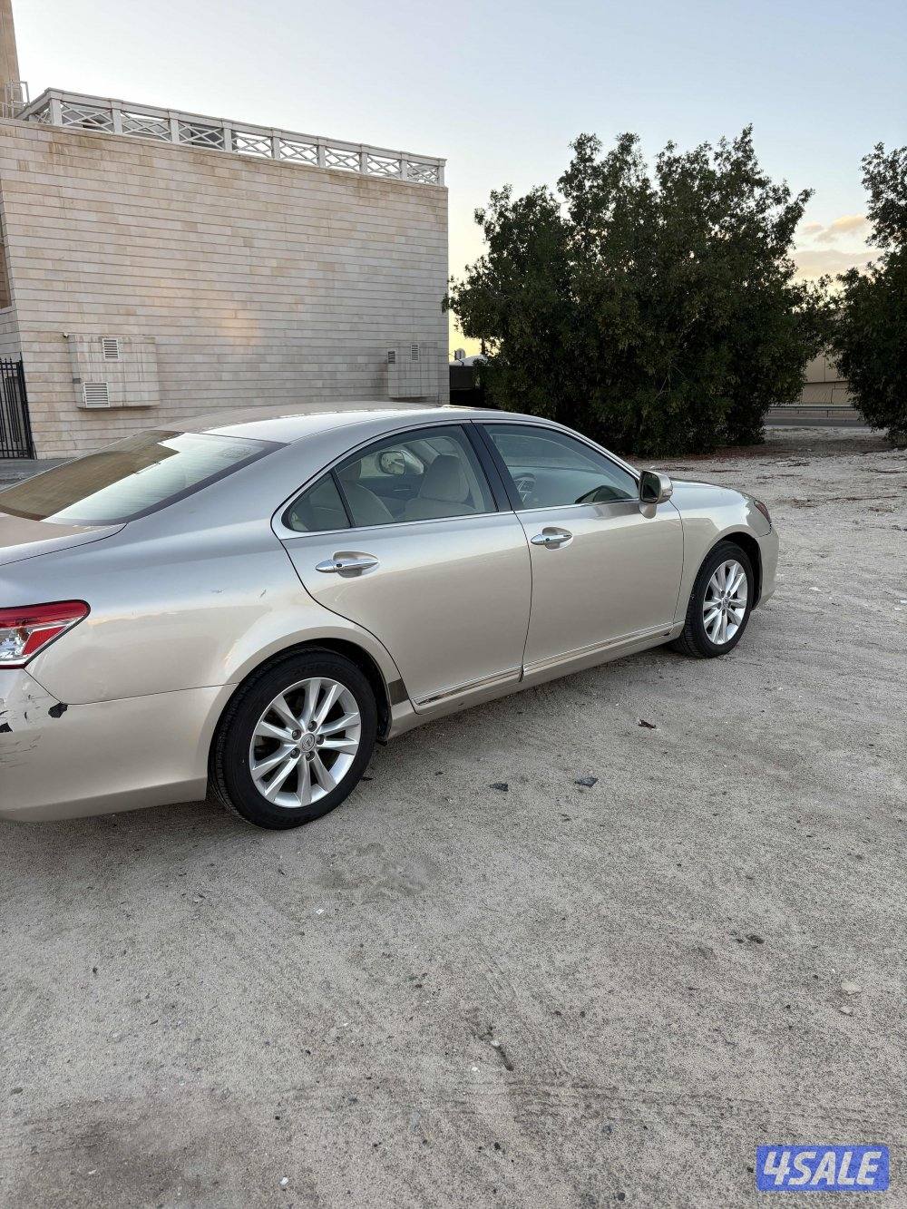 للبيع لكزس4