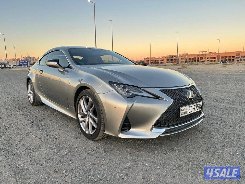 لكزس RC 300 موديل ٢٠١٩ بحالة الوكالة5