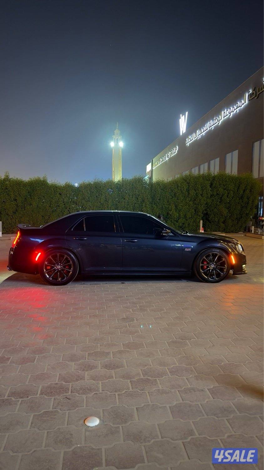 للبيع كرايسلر SRT8 اصلي 2016 وارد الكويت0