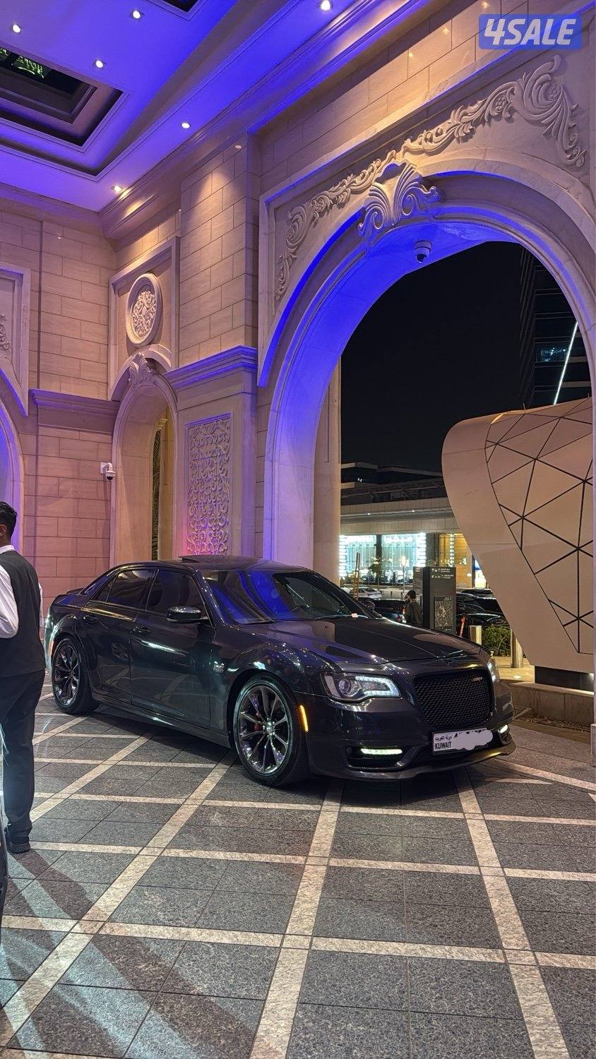 للبيع كرايسلر SRT8 اصلي 2016 وارد الكويت2