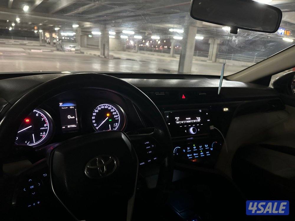 للبيع كامري ٢٠١٩5