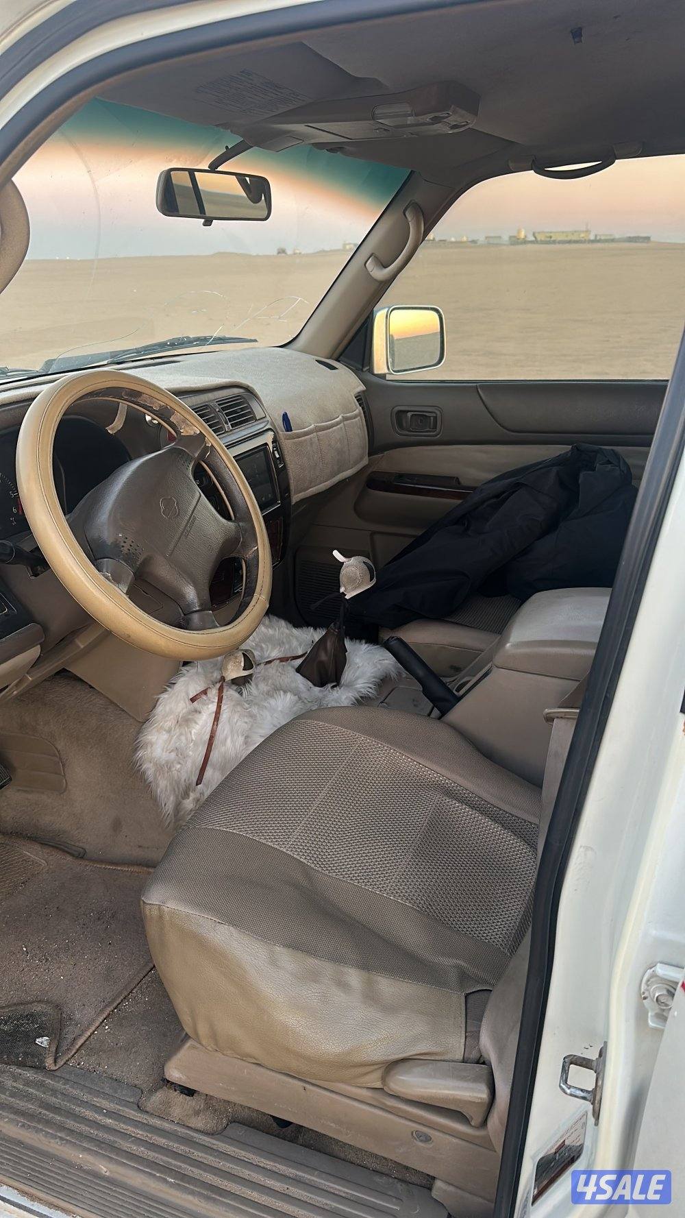 للبيع سفاري 2001 قير عادي3