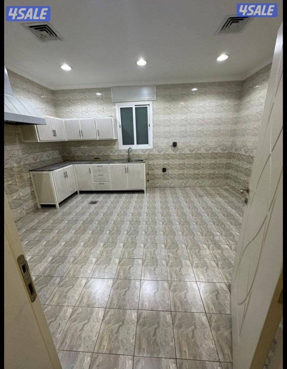 لدينا شقق وادوار في صباح الناصر العارضيه الرابيه غرب وجنوب عبدالله مبا0