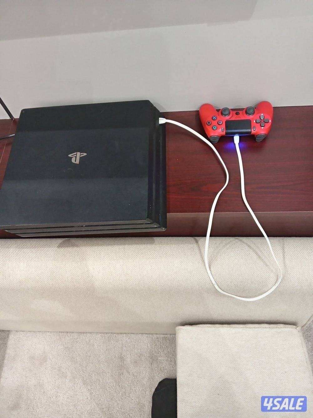 بلى ستيشن 4.. pro بحالة ممتازه2