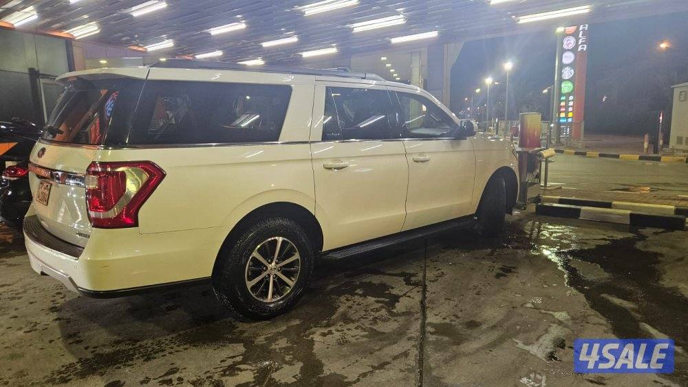 فورد إكسبديشن XLT 2020 – المواصفات:

محرك 3.5 لتر EcoBoost تيربو6