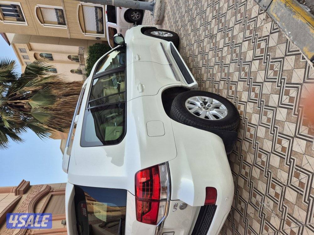 لاندكروز 2018 GXR WHITE EDITION1