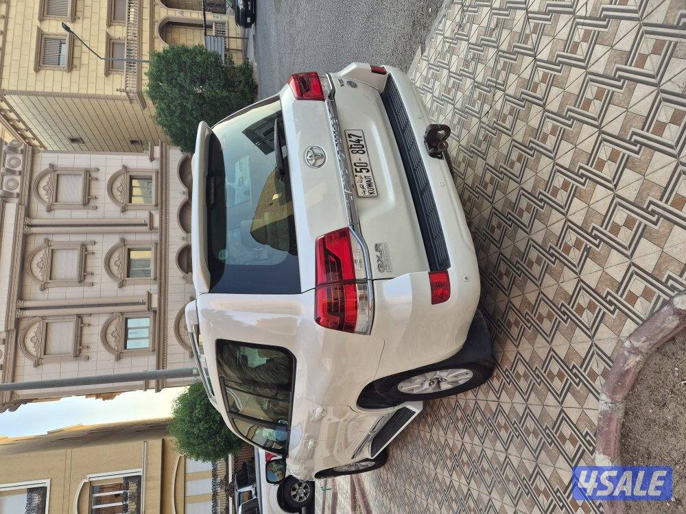 لاندكروز 2018 GXR WHITE EDITION2