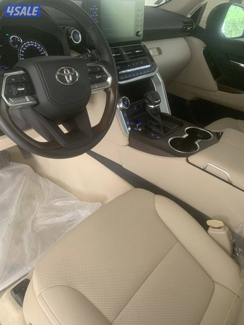 لاندكروز ايرو وارد الساير موديل 20221