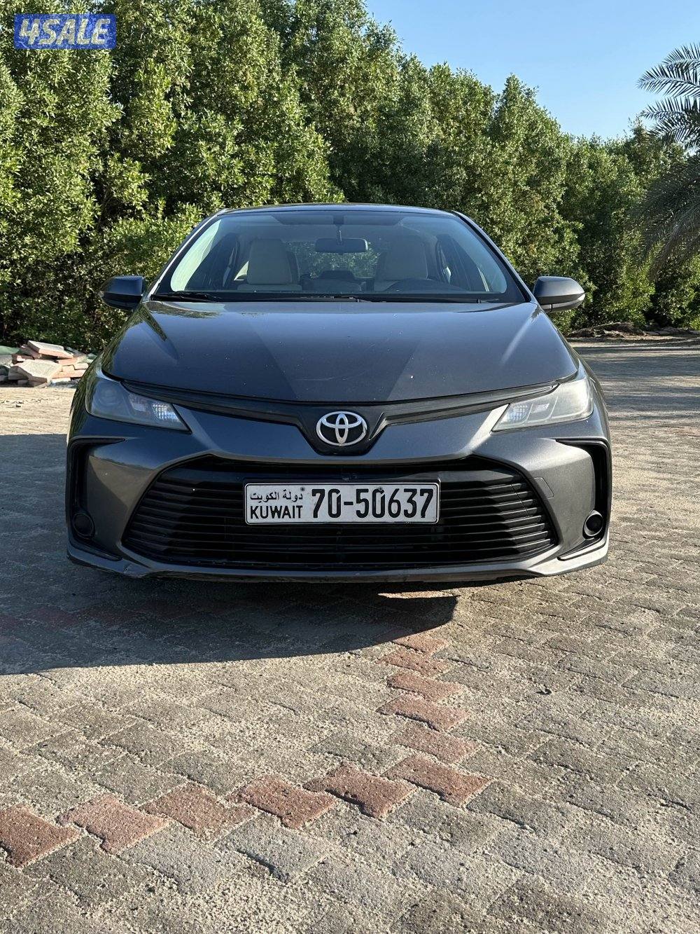 كورلا موديل2023 مكينه1.6 // شاشه_ ٣ مفاتيح وكاله شرط الفحص1