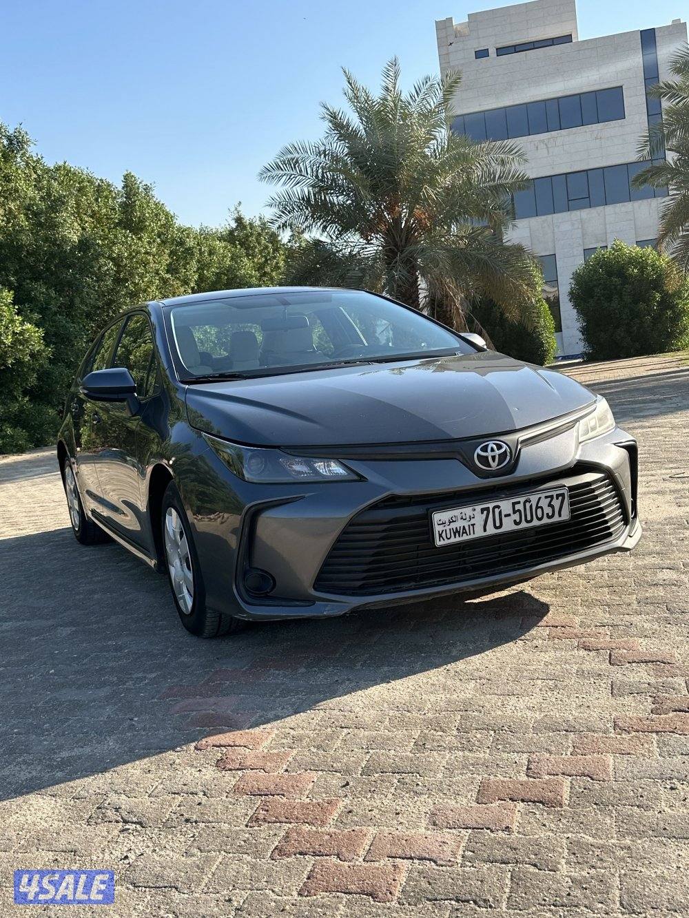 كورلا موديل2023 مكينه1.6 // شاشه_ ٣ مفاتيح وكاله شرط الفحص6