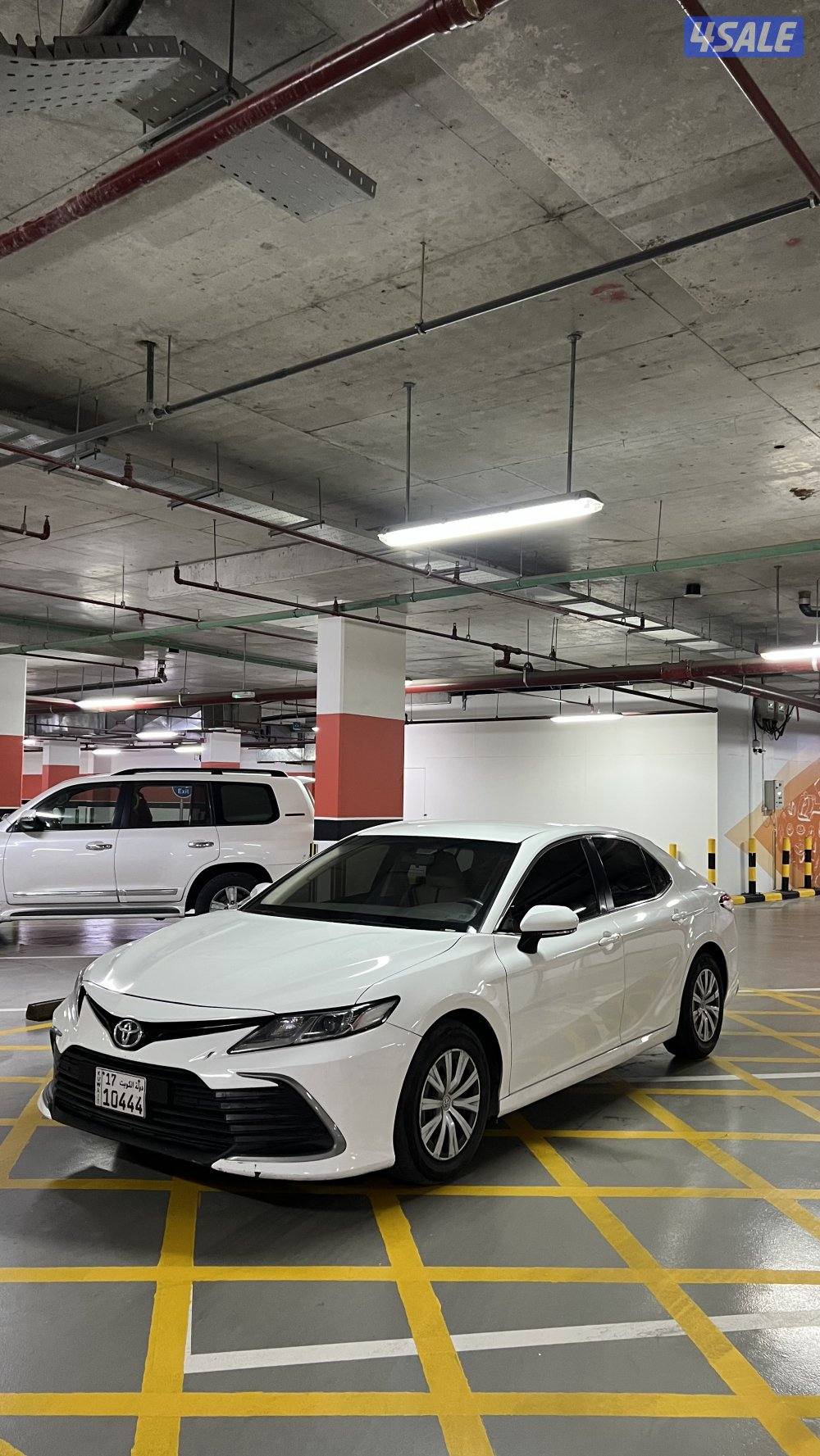 للبيع كامري 2020 شاصي جـيـد فحص مرفق3