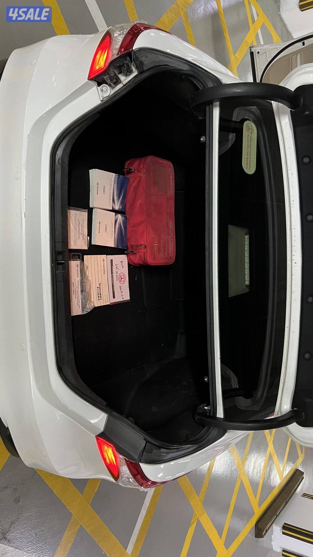 للبيع كامري 2020 شاصي جـيـد فحص مرفق6