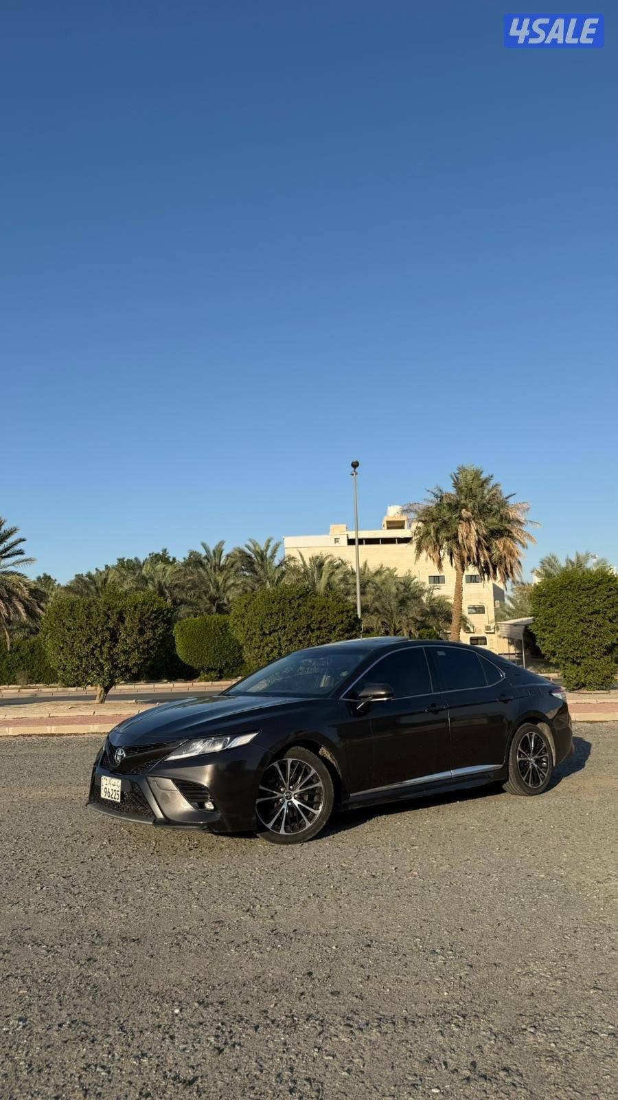 للبيع او البدل كامري سبورت4