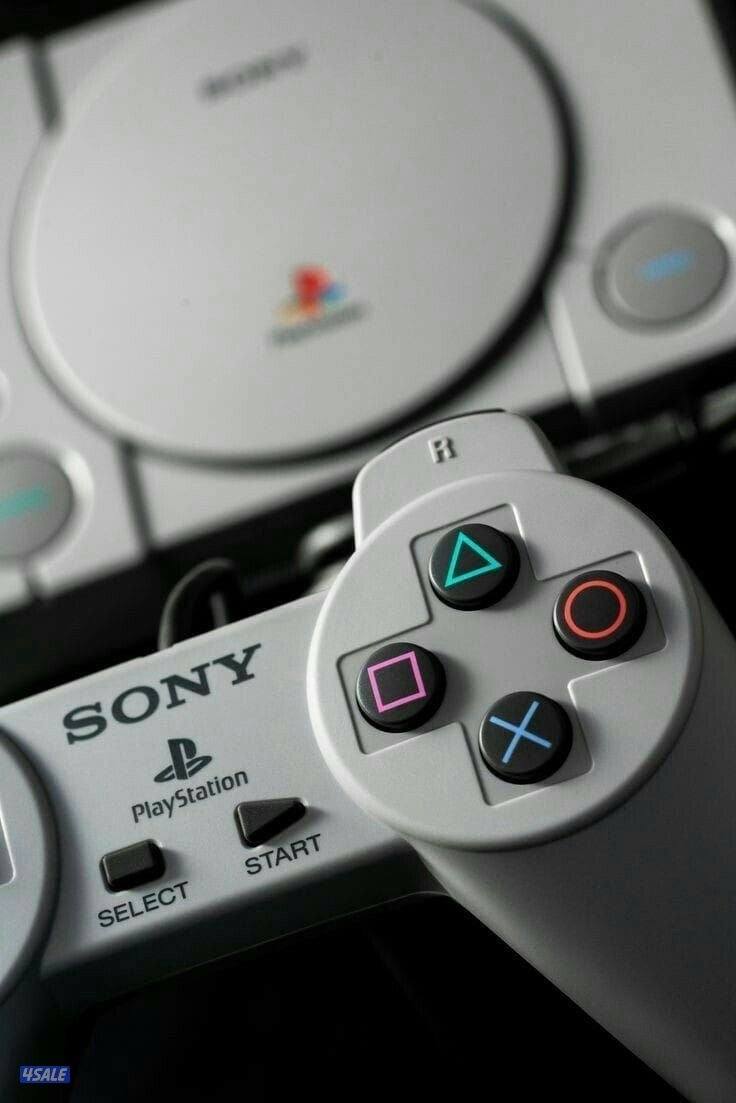 PlayStation 1 with controller للبيع بليستيشن ١ مع يده works perfectly0